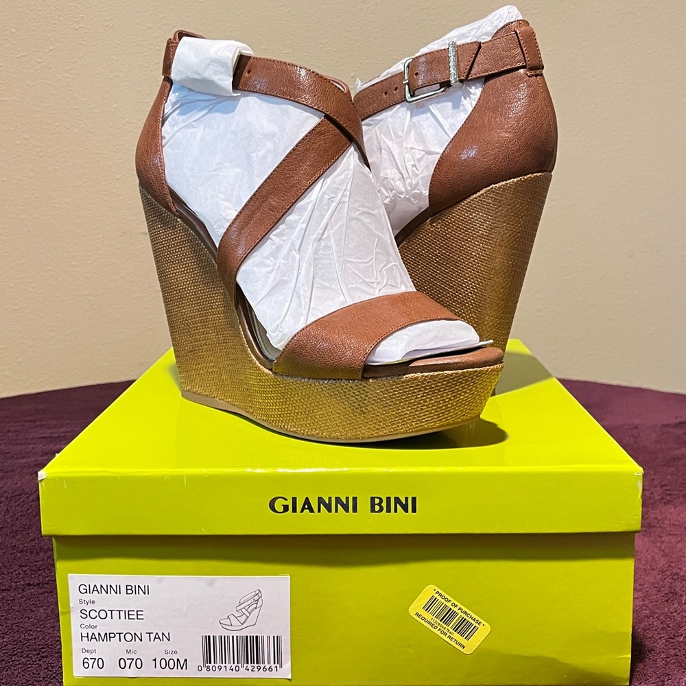 🔥 Gianni Bini Scottiee Wedge Sandals – Hampton Tan | BRAND NEW! 🔥